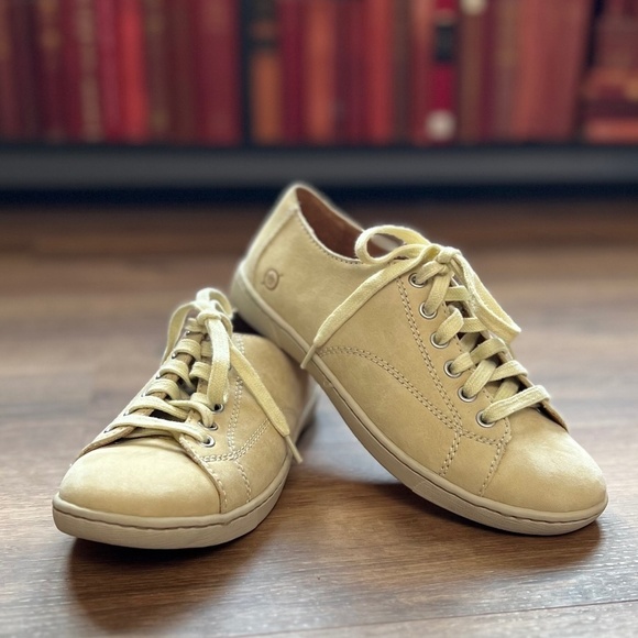 NWOT BORN Kai Tan Leather Comfort Sneaker Sz 6 - Picture 11 of 15